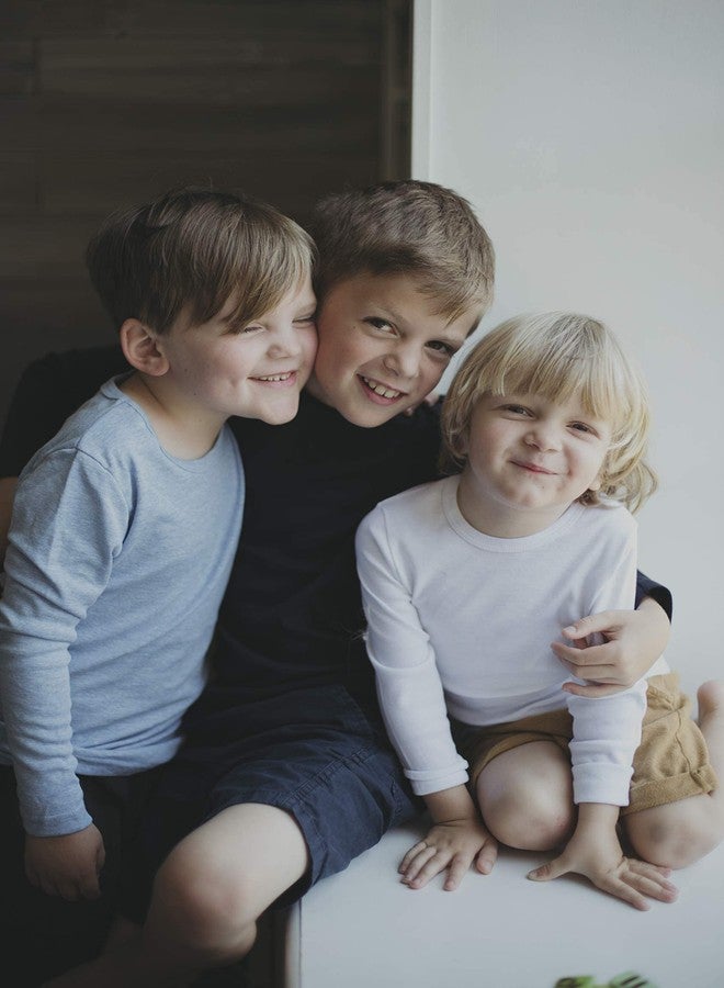 بريكس تيشيرتات بريكس للأولاد بأكمام طويلة - عبوة من 4 تيشيرتات قطنية برقبة دائرية - عبوة متعددة من التيشيرتات الأساسية. - Image 2